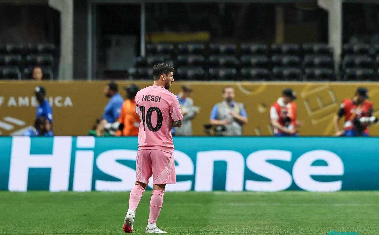 爱游戏官网-包含大比分获胜首场状态出色，切尔西观众沸腾！，萨拉赫重返赛场引发球迷热议的词条