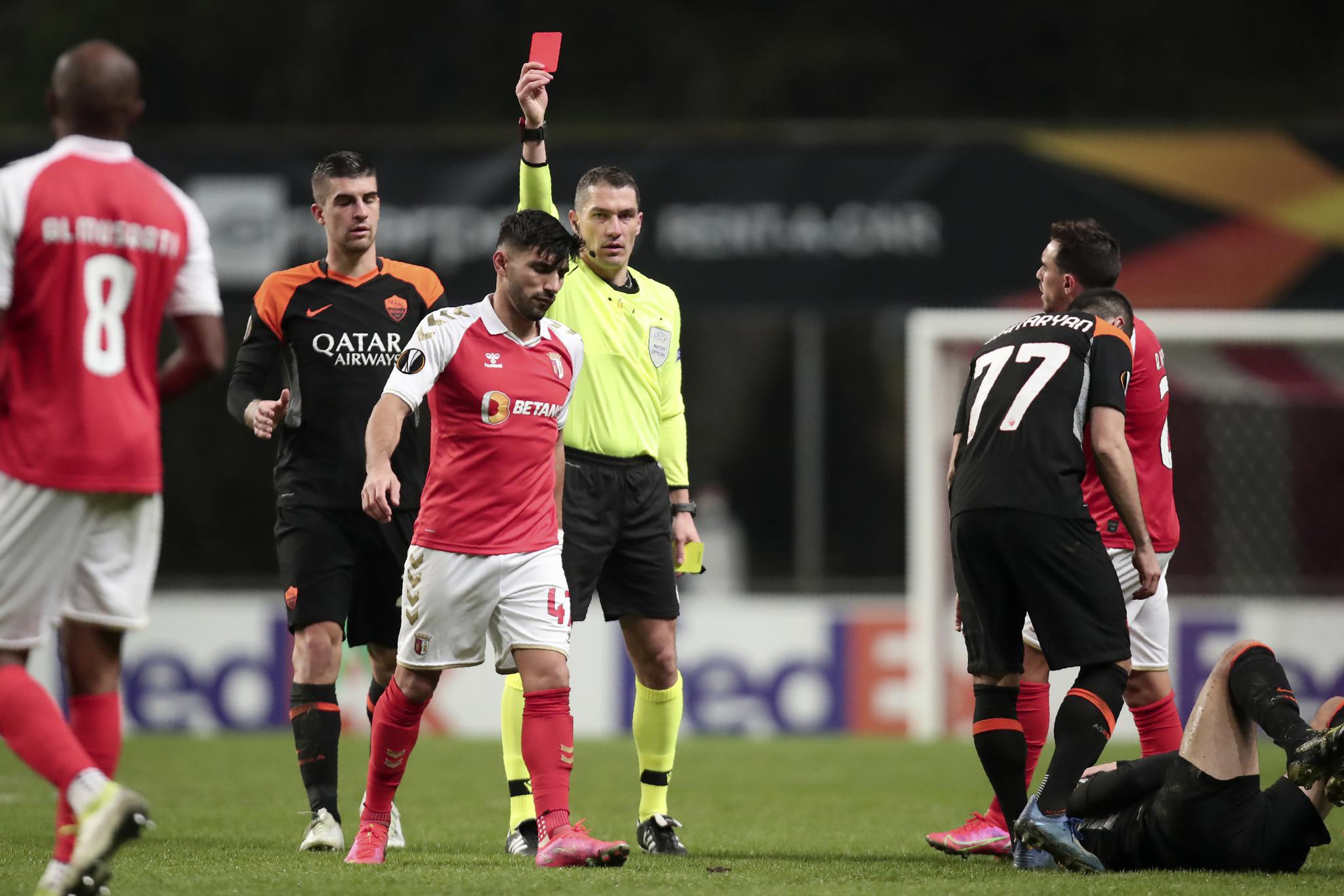 清晨突围战来临，罗马围绕葡超调整名单，话题不断，心理建设被强调的简单介绍